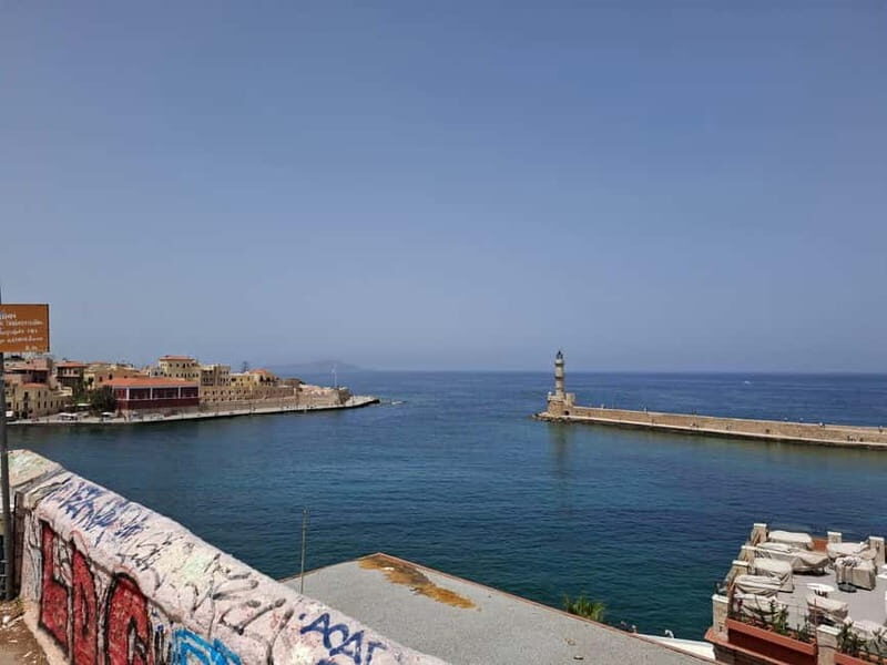 Chania: E-Bike City Highlights Tour - Koum Kapi Beach: sea air, short ride, good payoff