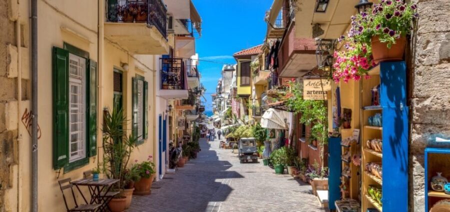 Chania: Private Guided Food and Wine Walking Tour with Lunch - Old Town Wine Tasting: 4 Cretan Wines, Explained Simply