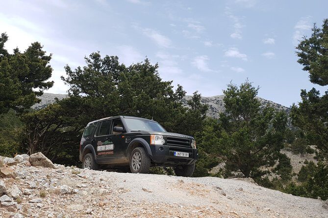 Cretan Safari – 4x4 Adventure to Preveli Beach with Lunch - Karines: coffee-time village culture instead of fast souvenir stops