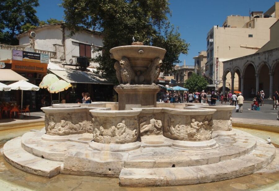 From Chania: Knossos Palace and Heraklion Full-Day Tour - Heraklion center free time: walking time you can actually use