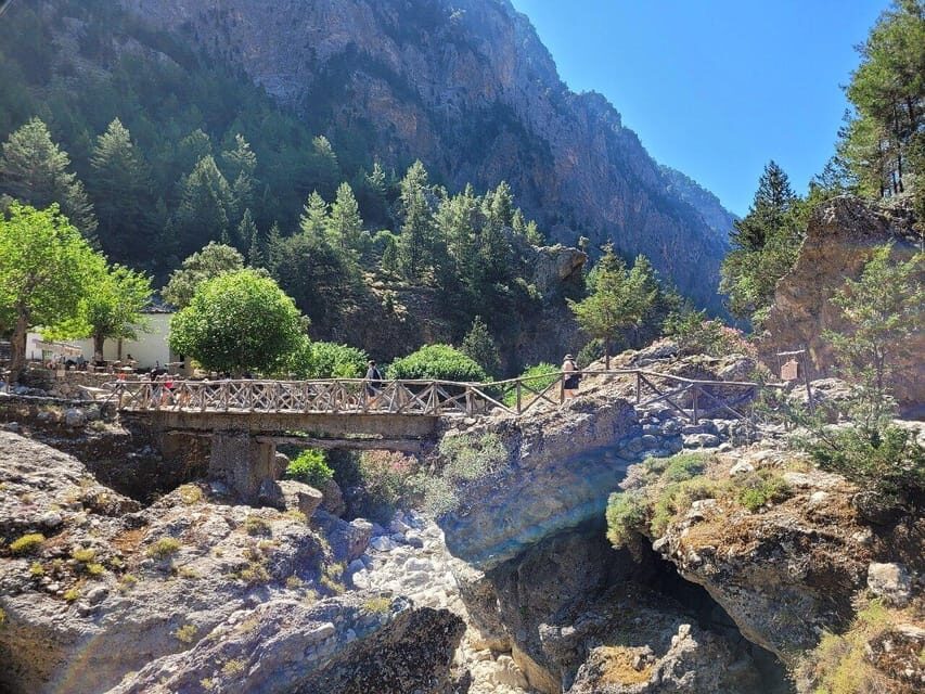 From Chania: Samaria Gorge with Professional Hiking Guide - The Hike Itself: Why It’s “Medium” to Many People, Yet Still Knee-Heavy