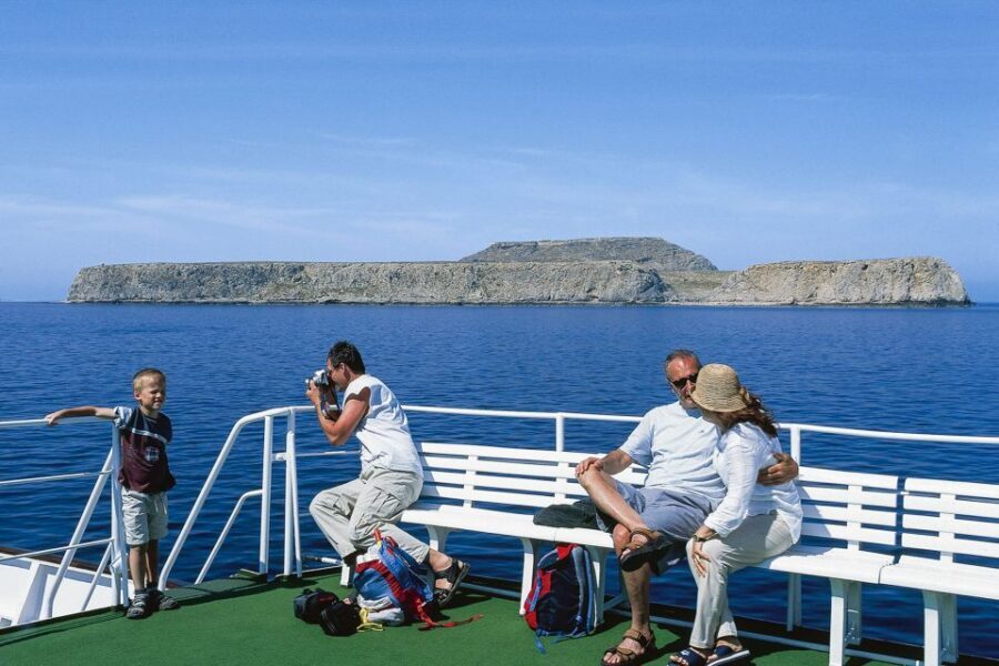 From Kissamos Port: Boat Cruise to Balos Lagoon & Gramvousa - Food, Seating, and the Big-Boat Tradeoff