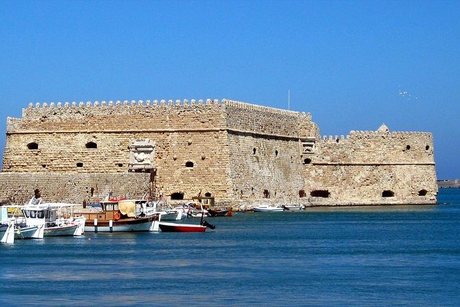 Full-Day Knossos And Heraklion Tour From Chania - Heraklion city time: 2 hours for museum, lunch, or just walking around
