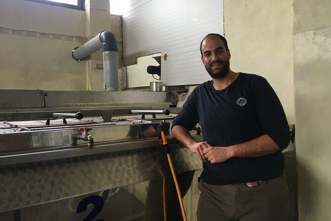 In Crete Discover the miracle of Olive Oil and Organic Fruits - Your guide setup: producer + licensed historian