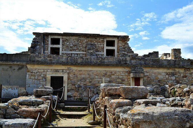 Knossos Palace, Museum & Rethymno city Private Tour from Chania - Stop 1: Knossos Palace in about 90 minutes
