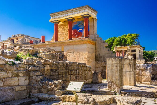 Knossos Palace of Crete with transportation 7h tour - Pickup, Wi-Fi, and Water: Small Comforts That Matter
