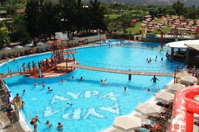 Limnoupolis Water Admission Ticket - Inside Limnoupolis: pools, slides, and the pace of the day