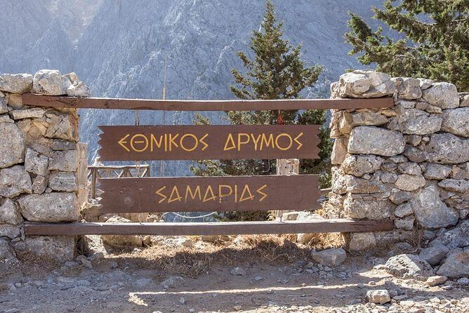 Private - Jeep Safari Tour with Lunch and Tastings - Sebronas Gorge crossing and the route toward the White Mountains