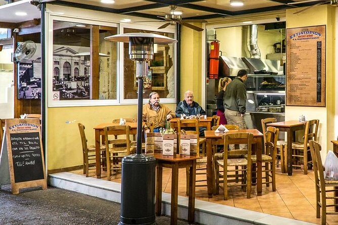 PRIVATE Walking Tour with Lunch and Wine Tasting by a Sommelier - Private, hotel-to-Old-Town day in Chania