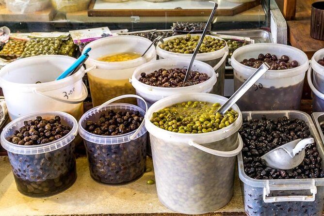 PRIVATE Walking Tour with Lunch and Wine Tasting by a Sommelier - Who this tour fits best (and who might want a different plan)