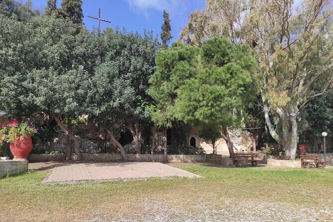 Sips of Crete: Flavors, Legends & Hidden Gems - Cave of St John the Hermit: Ottoman-Era Learning Hidden in Stone