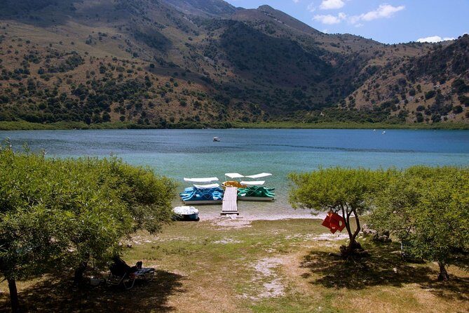 Winery Tour and Kourna's Lake from Rethymno - Lunch with tastings: why this pacing works